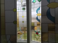 زجاج الكنيسة