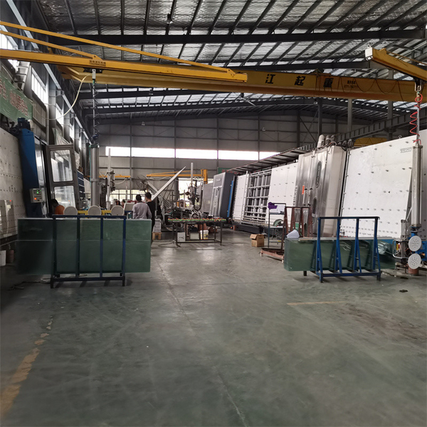 foshan nanhai ruixin glass co., ltd خط إنتاج المصنع