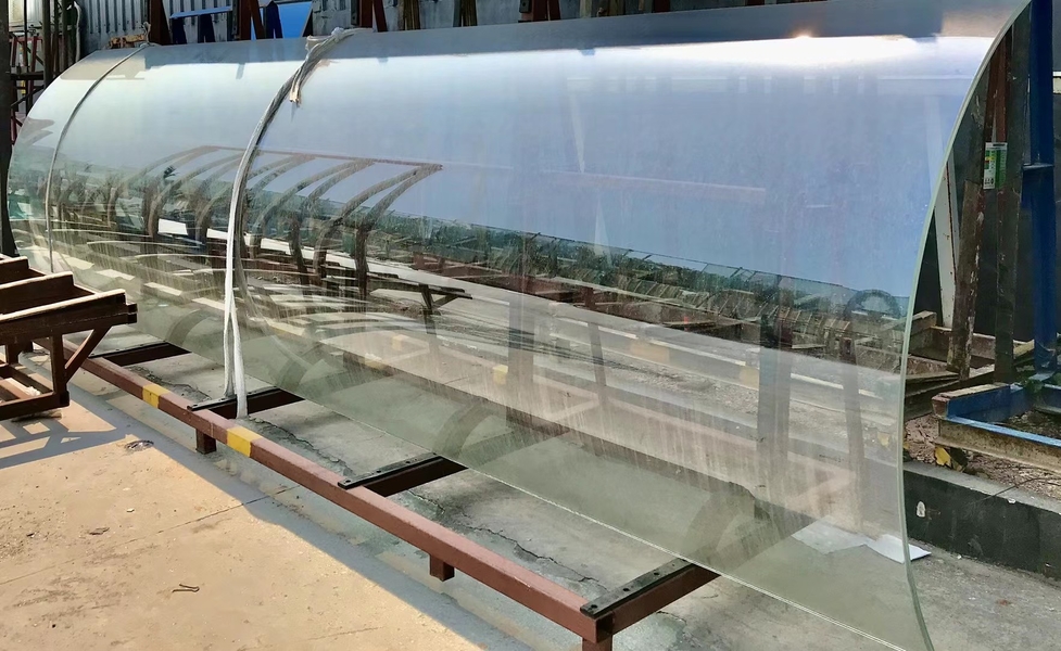 foshan nanhai ruixin glass co., ltd خط إنتاج المصنع